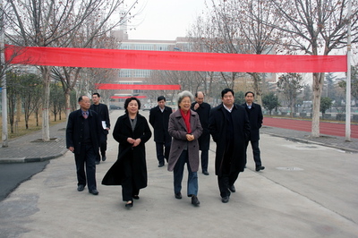 河南省人大原副主任吳全智蒞臨學(xué)院視察_中國大學(xué)網(wǎng)